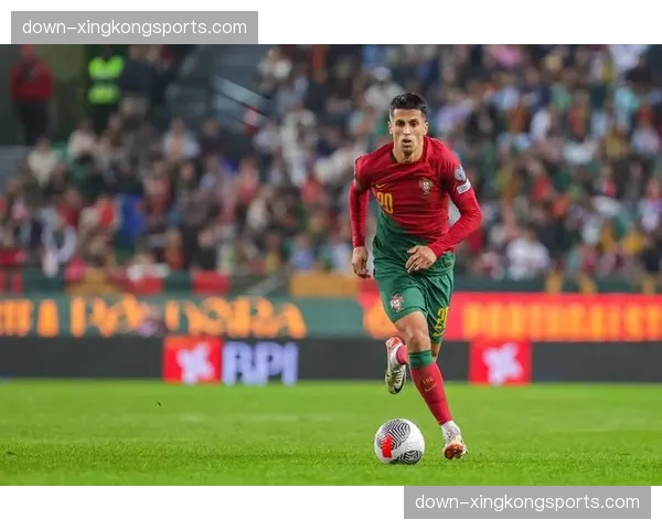 葡萄牙体育铁血防守逆袭 次回合5-0大胜展现高效反击威力